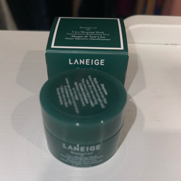 New Laneige sleeping care Cica sleeping mask - Picture 3 of 5